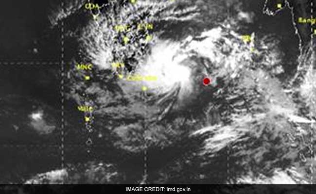 cyclone nada may hit tamil nadu 