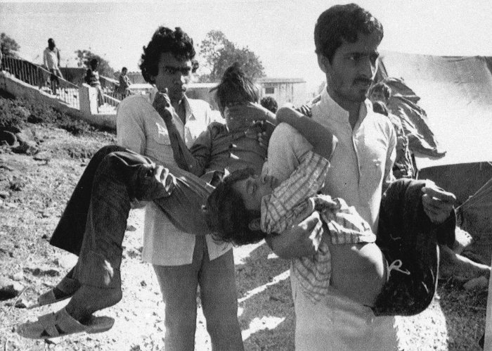bhopal gas tragedy,hero of that year 1984