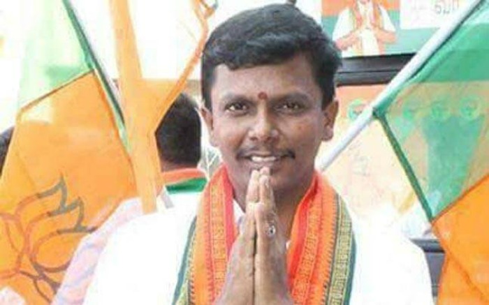 BJP Youth Leader Held With Rs 20.5 L New Currency