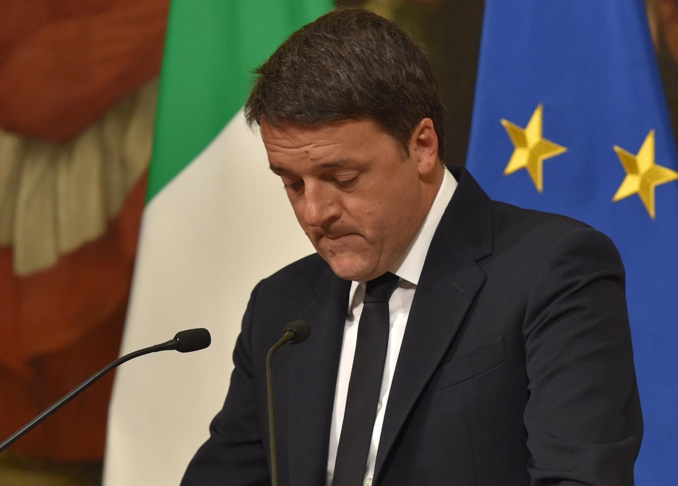 Matteo Renzi resign 