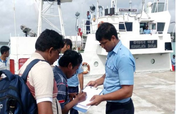 Tourist bought safely to port blair from havelock