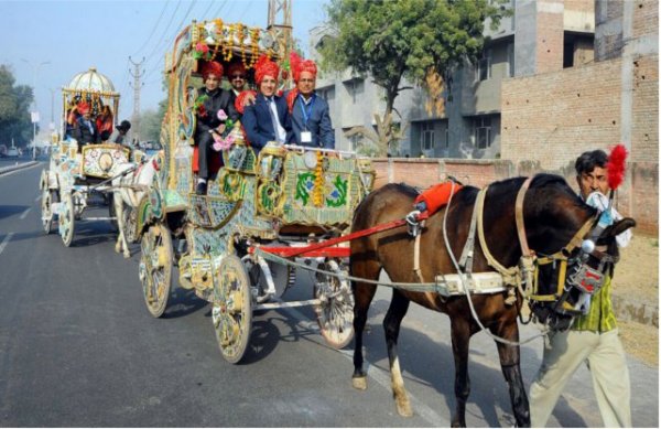 Pictures of patrika from around the country