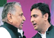akhilesh yadav expell from sp