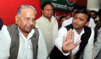 mulayam singh yadav, akhilesh yadav