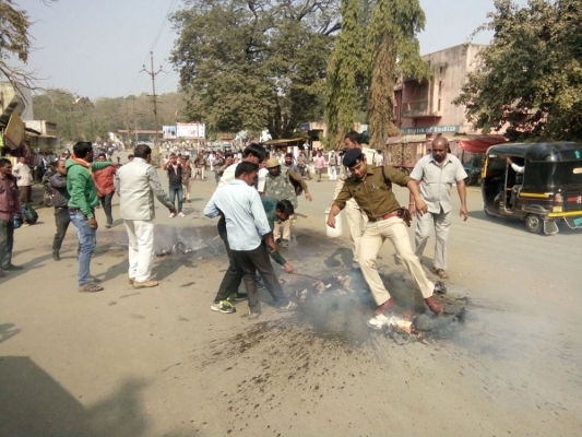 burhanpur arun yadav nepanagar protest