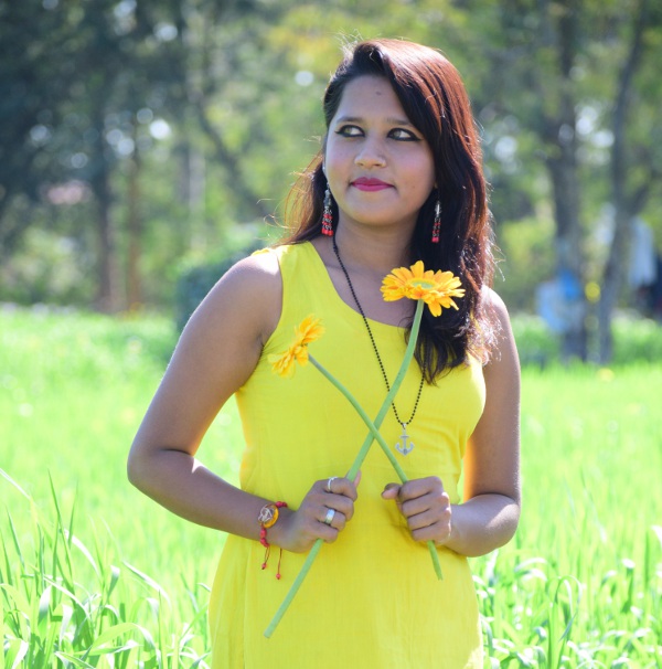  photo shoot of girls on basant panchami