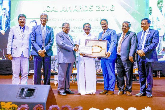  Sanjay Agarwal, "Business Leader of the Year