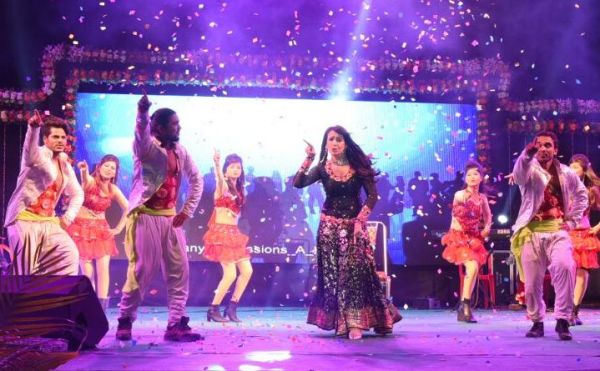 Bollywood actress Preeti Jhangiani at khargone