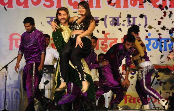 Bollywood actress Preeti Jhangiani at khargone