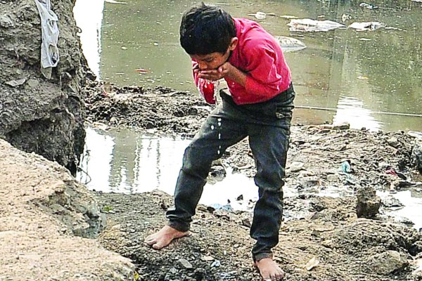 Child drank Polluted water of sewer