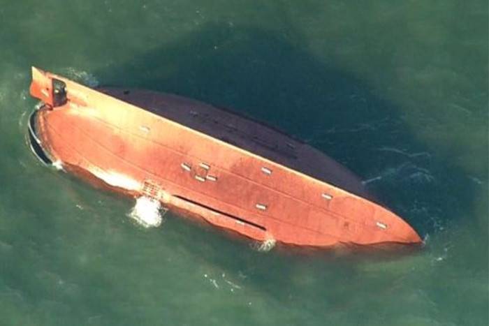 boat capsize