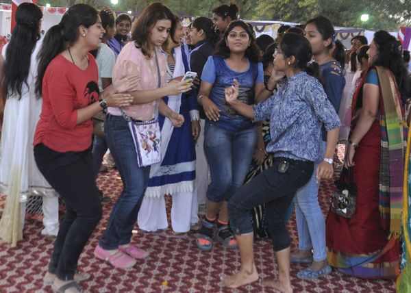 women's Day celebration Pankh se Udaan in khandwa
