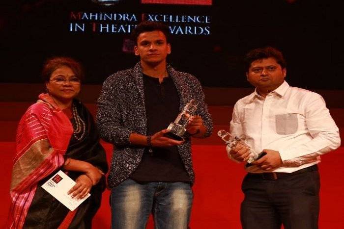 Rajendra Panchal gets Best Actor Award at Meta Festival