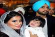Harbhajan and Rhodes daughters meet at breakfast