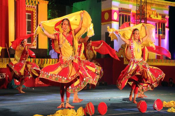 malwa utsav had a lots of dance performances