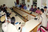 Attempt to stop the cross-currency incidents from the ATM, meeting of police and bank officials