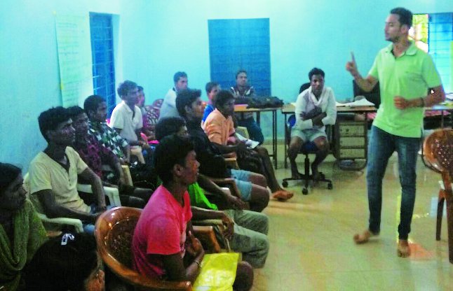 Naxal Area in guide of 25 young man