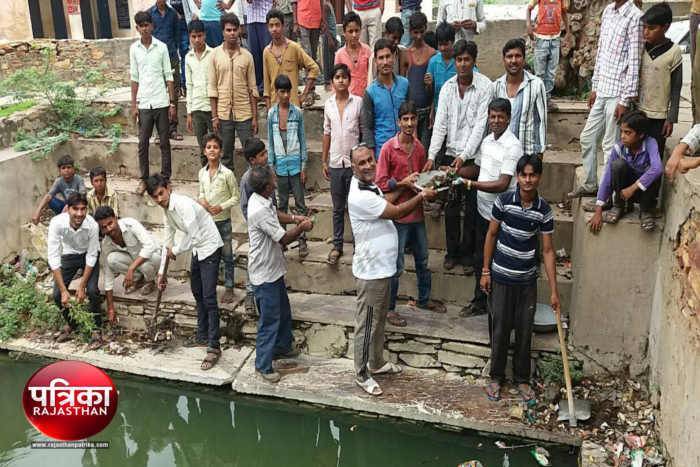 Video:अमृतम जलम् अभियान: सफाई के बाद निखर उठा कुंड व घाटों का स्वरूप