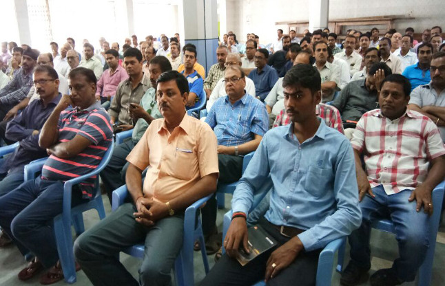 Businessman asked when and how to file GST, office