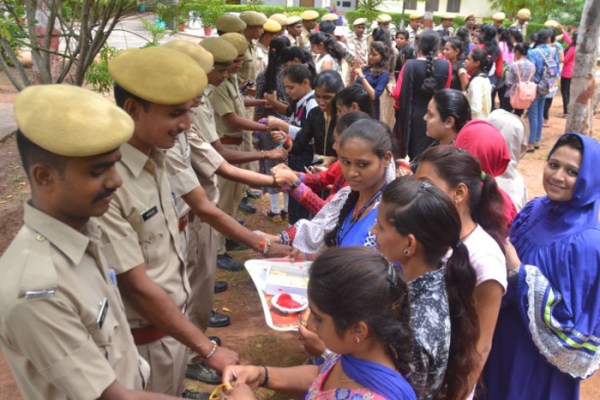Banswara, School, girls, celebrate, raksha bandhan, police, resolution, security