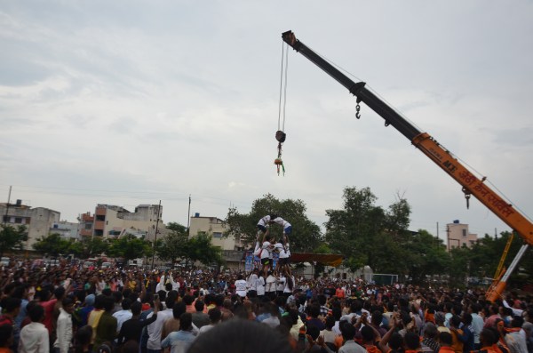 Girls made Govinda first time in Raipur