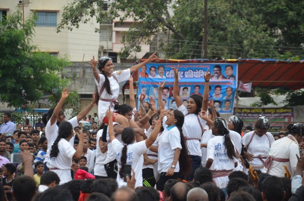 Girls made Govinda first time in Raipur