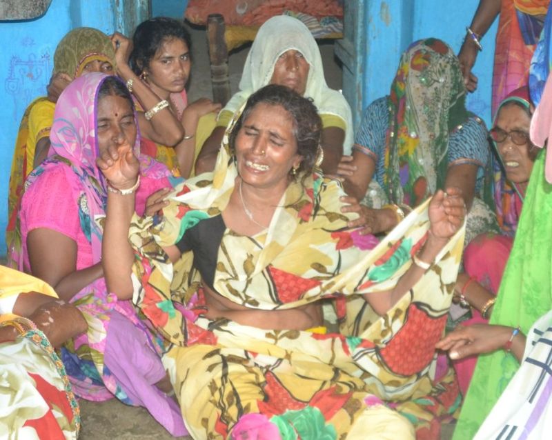 6 Death in Road Accident