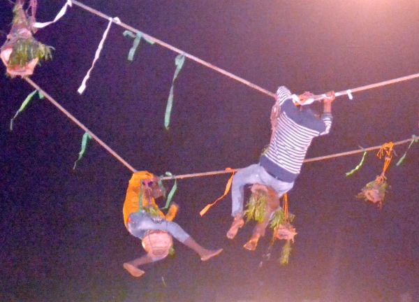 Shri Krishna Janmastmi, mtki Phod, banswara, banswara news, banswara hindi news, banswara latets hindi news, banswara breaking news