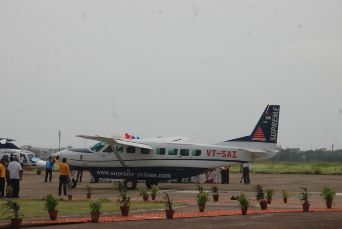 CM Rajasthan, Vasundhara Raje, Rajasthan CM, Kota Airport, Flight, Flight From Kota, Air Connectivity Rajasthan, Flight From Kota to Jaipur, Flight From Jaipur to Kota, Supreme Airlines, Cessna Grand Caravan, Aircraft, Kota Jaipur Flight timetable, Kota Jaipur Air fare, Kota, Kota Latest News, Rajasthan Patrika, Kota Patrika, Patrika News, Kota News