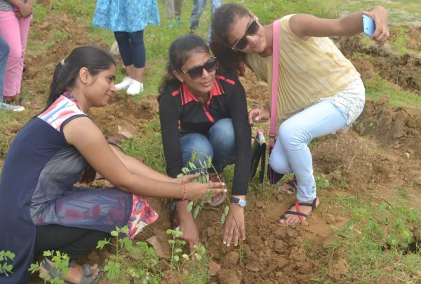 Greenothon: Tree Plantation by Allen Career Institute and JDB College