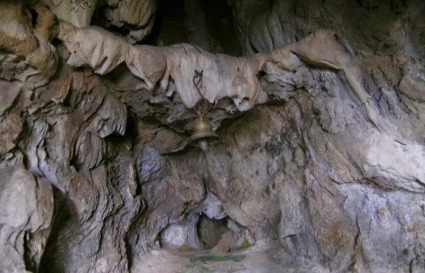 Patal Bhuveshwar Cave Ganesh