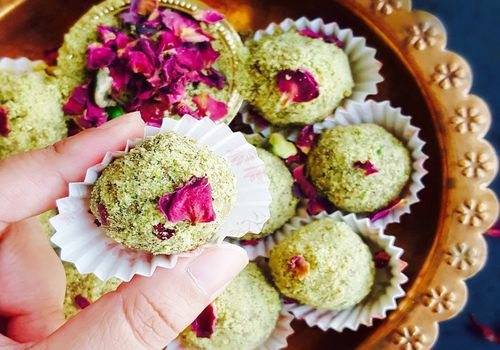rose pista laddoo