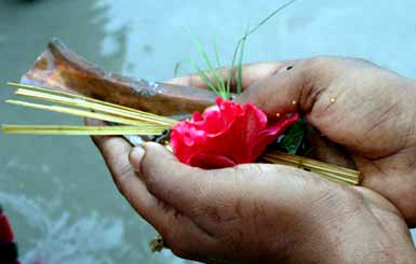 Shraddh aur Pitru Paksha or Pitra Paksha and Pitru Paksha Me Kya Daan Dena Chahiye