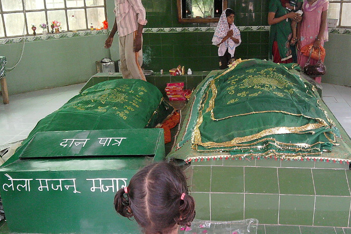 laila majnu mazar in rajasthan