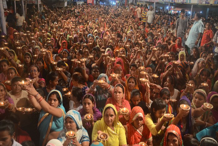 statue immersion in Chambal, Death of youth, Rampura ke Raja, Ganesh Darbar in Kota, Ganesh Pandal in Kota, Ganesh Mandal In Kota, Ganesh Chaturthi, Hindu Religious, Indian Festival, Lord Ganesha, Kota Kota News, Kota City, Ganesh Chaturthi in Kota, Rajasthan Patrika, Kota patrika, Patrika News,Ganesh Uthsav, Ganesh Festival, Festival in kota, Anant chaturthi, Patrika News, Kota News, गणेश चतुर्थी, गणेश उत्सव, गणेश उत्सव, कोटा, कोटा पत्रिका, गणेश स्थापना, हिन्दू त्योंहार