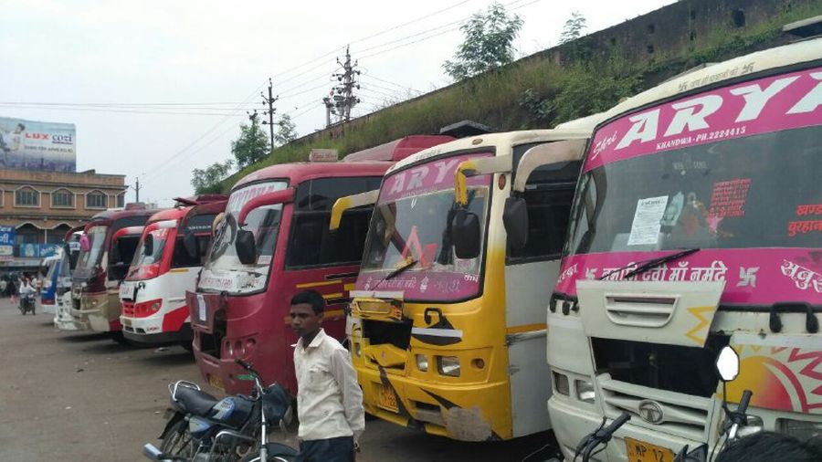 Wheels 1,100 buses stopped, Rajasthan, Gujarat, Maharashtra passengers stranded