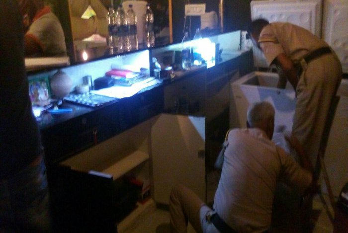 Kota Hotels, Lodge In Kota, Hotels in Kota, Beer Bar in Kota, Illegal sale of Alcohol in Kota, Illegal sale of Alcohol In Rajasthan, Excise Department Rajasthan, Rajasthan Patrika, Kota Patrika, Patrika News, Kota News 