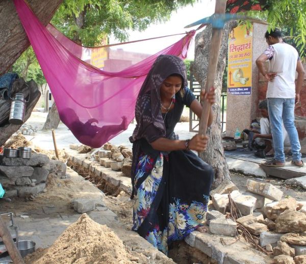 beautiful pics mother and her child
