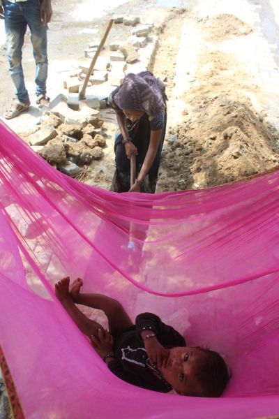 beautiful pics mother and her child