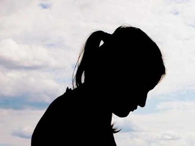 Father attempts rape his own daughter mother files complaint