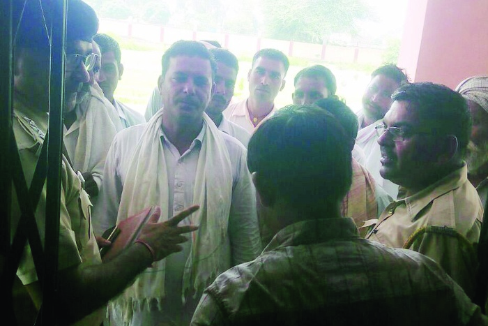 demonstration on panchayat office