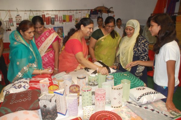 Item made of Kota Doriya