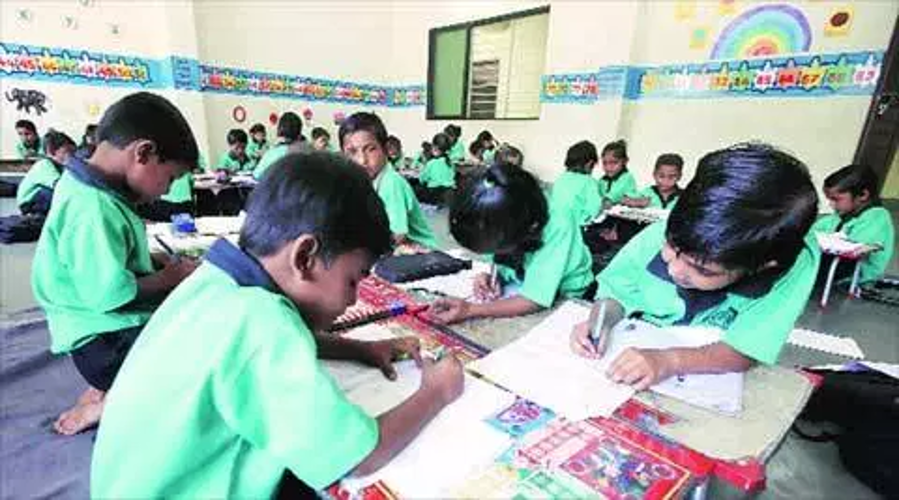 Mission Bharosa in UP private Schools Jhansi Hindi News