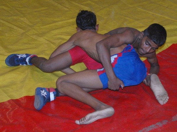 कुश्ती प्रतियोगिता