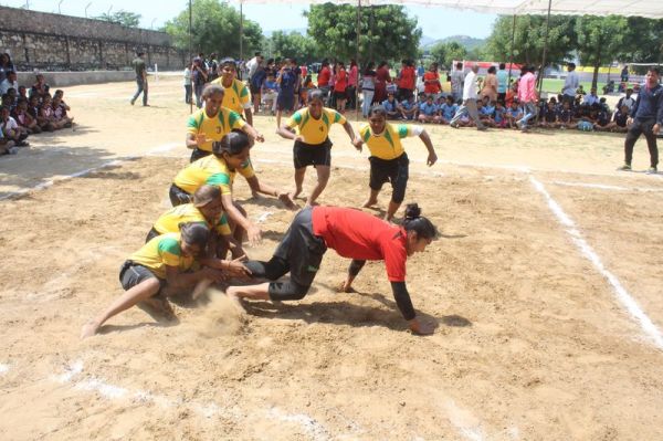pics of girls kabaddi match