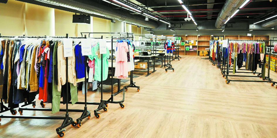 amazon facilitates indians fashion studio facilities fron gurgram