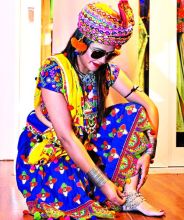 garba dress for girls, hot gujarati garba girls, garba songs, gujarati garba, garba dress, garba steps, Girl, Dress, Navratri, Gujarati, Dance, garba songs, gujarati garba, garba song download, garba song, gujrati garba, garba girls viral video, girls MMs