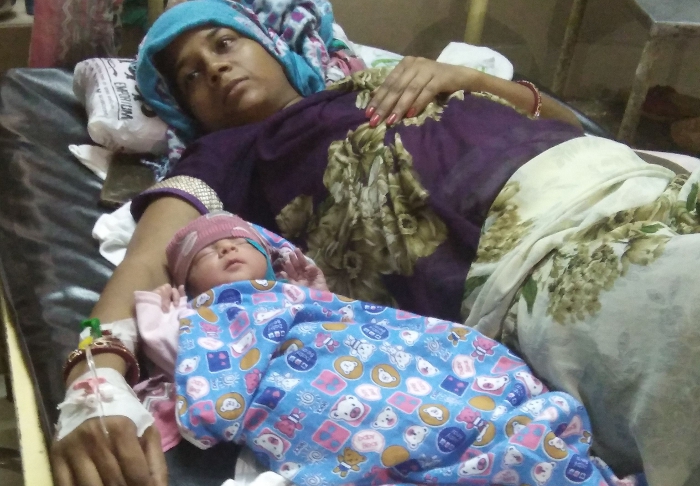 Oxygen Cylinder Empty in Jay Kay Lon Hospital in Kota