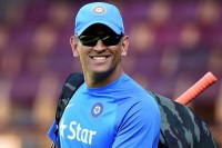 dhoni