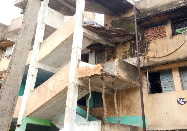 SECL quarters on pipe and sticks